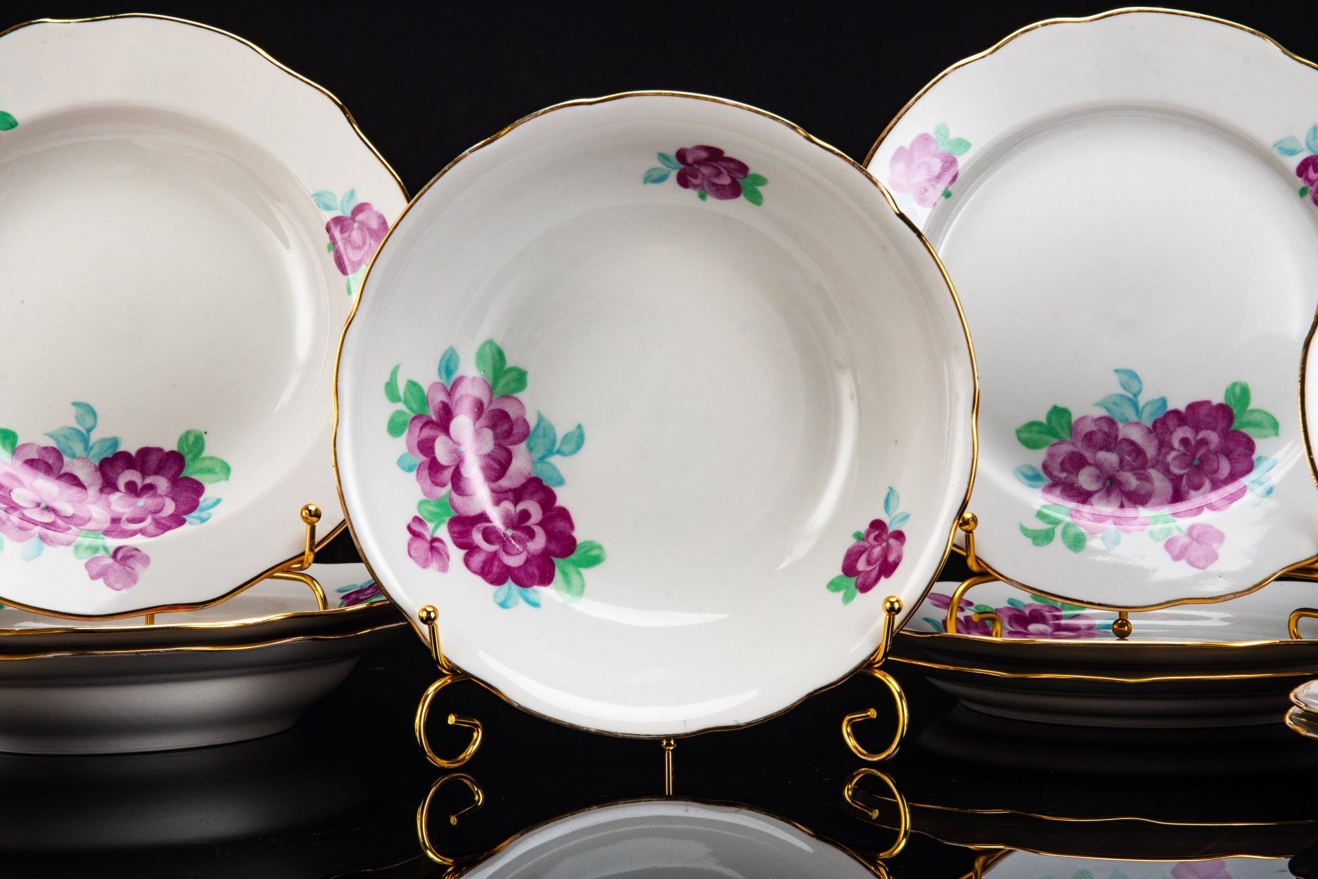 Набор обеденный с цветочным декором на 3 персоны (13 предметов), фарфор, деколь, золочение, Дулевский фарфоровый завод (Дулёво), СССР, 1968-1991 гг.