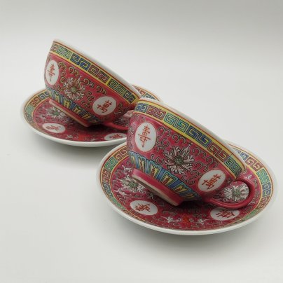 Набор из 2-х чайных пар, украшенных иероглифами ("тысячи лет Вам без конца"), фарфор, роспись, Китай, 1960-1980 гг.