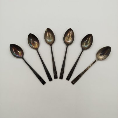 Набор из шести чайных ложек с растительным декором, мельхиор (медь-никель), эмаль, Красносельская ювелирная фабрика, СССР, 1960-1970 гг.