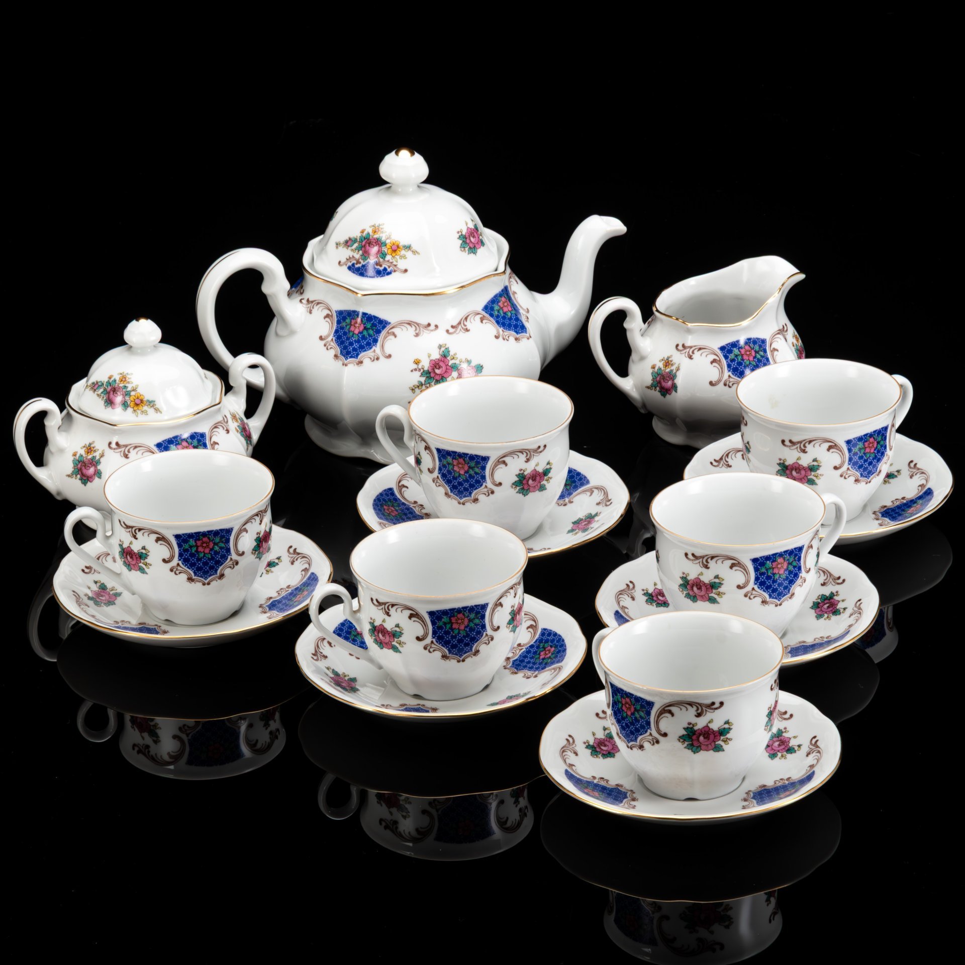 Сервиз на 6 персон (15 предметов) с цветочным декором, фарфор, деколь, золочение, Bohemia (Neurohlau), Чехословакия, 1970-1990 гг.