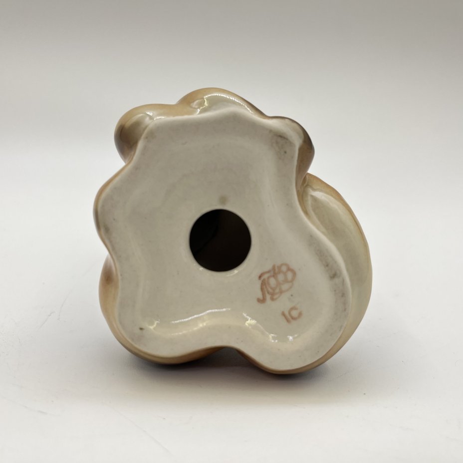 Статуэтка "Королевская кобра", автор Сорокин М.А., фарфор, аэрография, Ленинградский фарфоровый завод (ЛФЗ), СССР, 1970-1980 гг.