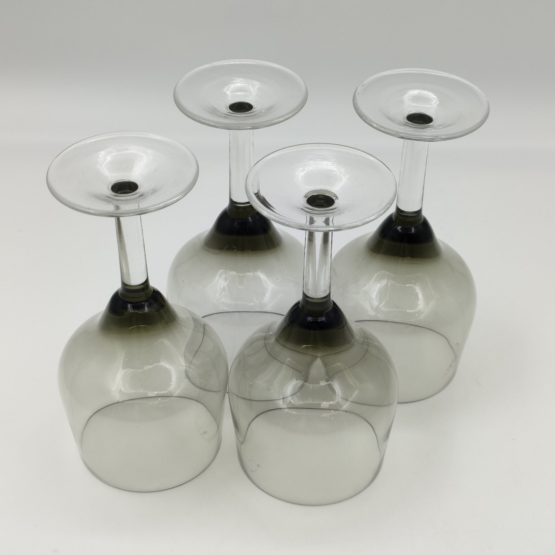 Набор из 4-х бокалов дымчатого цвета, цветное стекло, СССР, 1970-1990 гг.