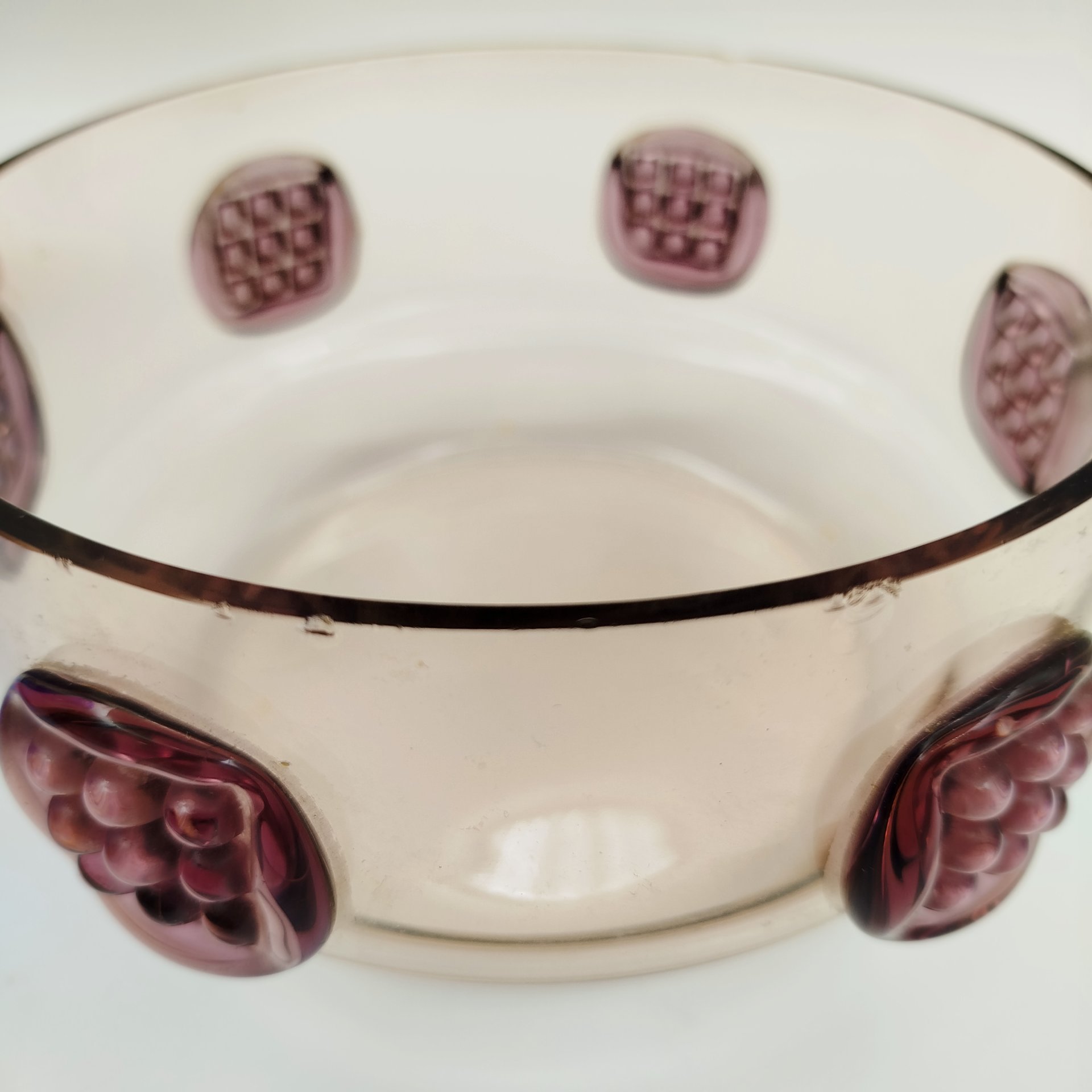 Ваза (фруктовница), дизайнер Йозеф Господка (Josef Hospodka), стекло, гутная техника, налепы, Чехословакия, 1960-1980 гг.