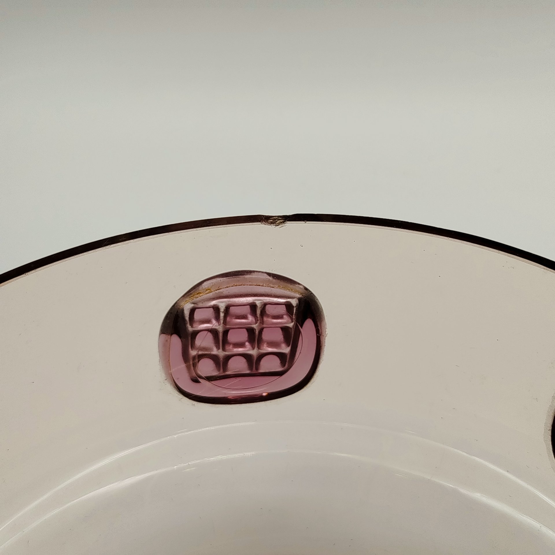 Ваза (фруктовница), дизайнер Йозеф Господка (Josef Hospodka), стекло, гутная техника, налепы, Чехословакия, 1960-1980 гг.