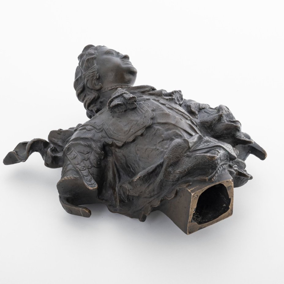 Бюст "Пётр I", скульптор Чаркин А.С. (по оригиналу К.Б. Растрелли), Завод художественного литья «Монументскульптура» (ЛЗХЛ)