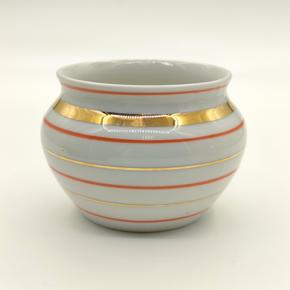 Ваза "Радиоволны", фарфор, обводка, золочение, Дмитровский фарфоровый завод (ДФЗ Вербилки), СССР, 1965-1991 гг.