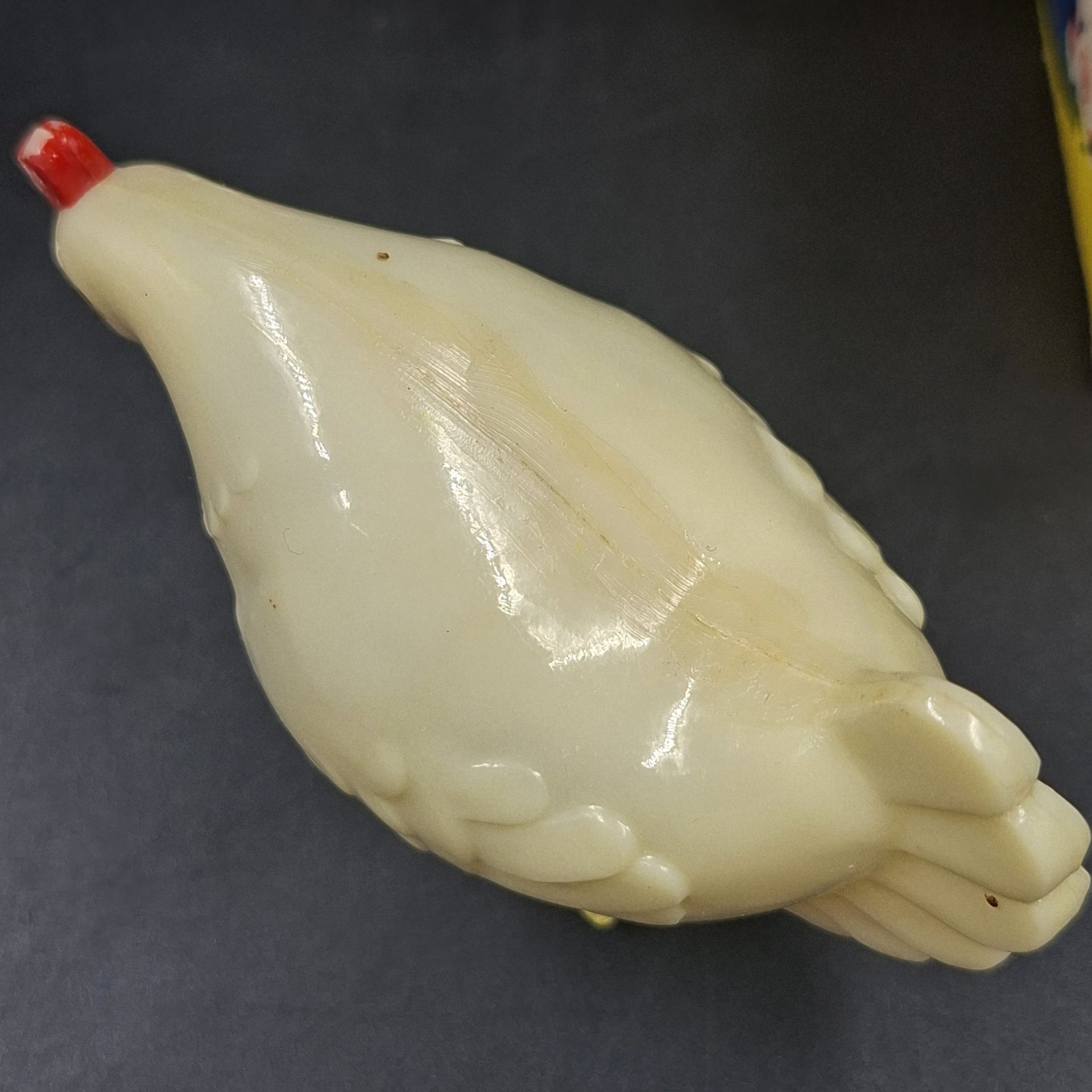 Игрушка заводная "Белая курочка" в оригинальной коробке, пластик, металл, картон, СССР, 1967 г.