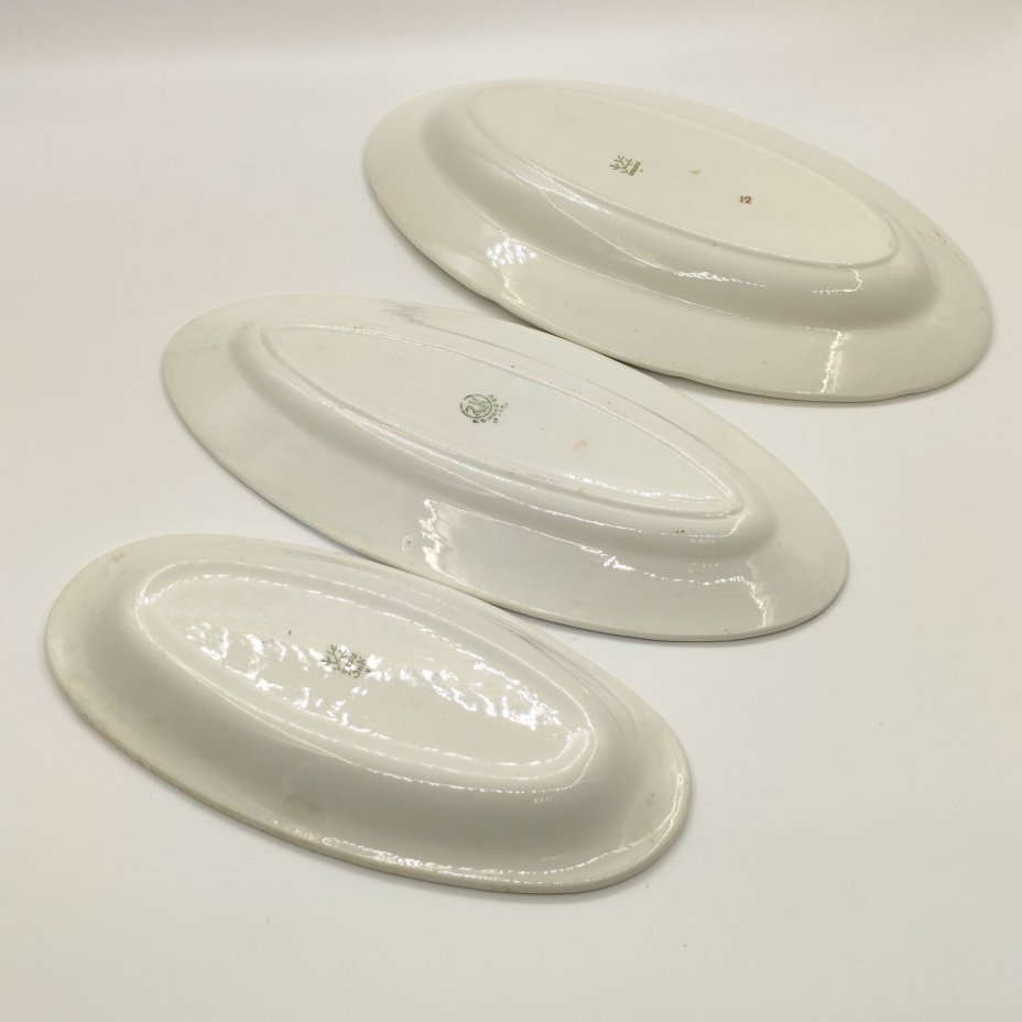 Набор из 3-х сервировочных блюд с цветочным декором (в подборе), фаянс, деколь, золочение, Конаковский фаянсовый завод им. М.И. Калинина (ЗиК Конаково), СССР, 1952-1991 гг.