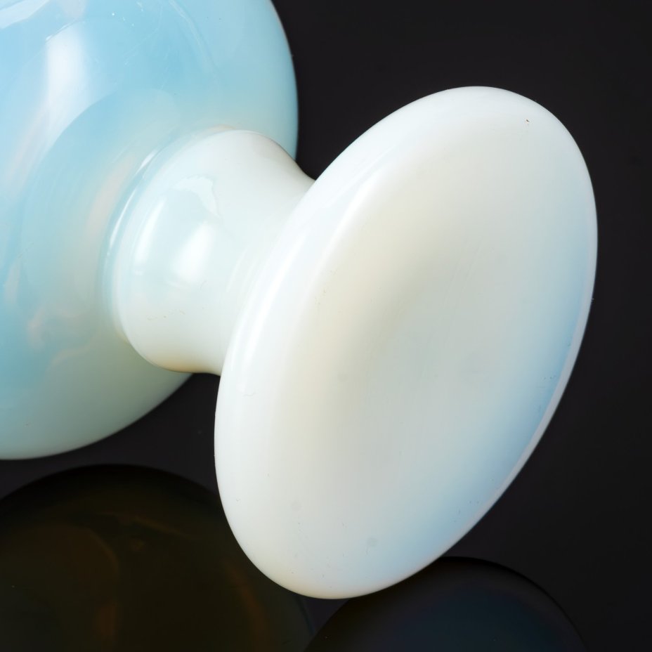 Ваза в форме кратера с золотистой оплеткой, Empoli Glass Opaline, Тоскана