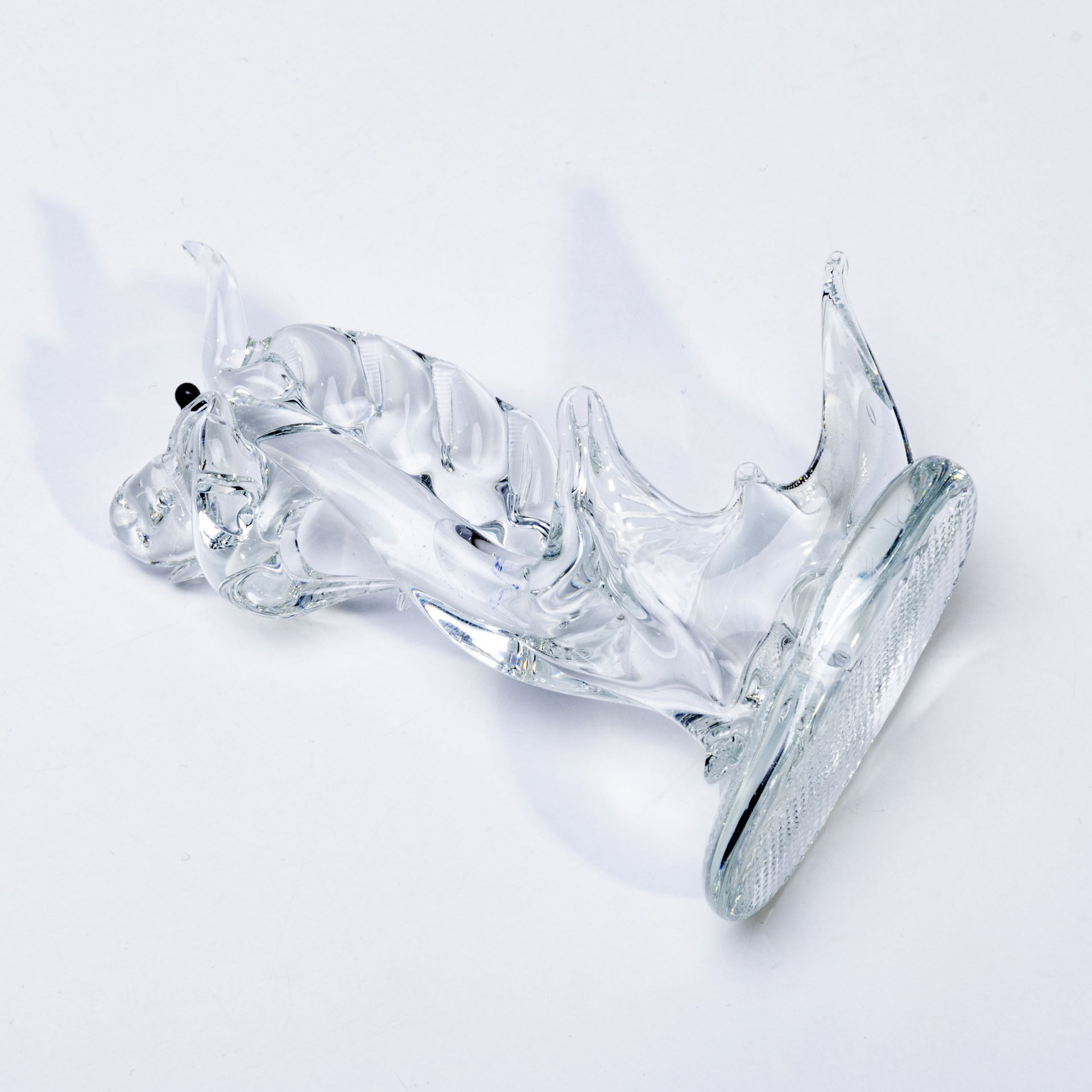 Статуэтка "Дракон", стекло, гутный способ обработки, Азия, 1990-2000 гг.