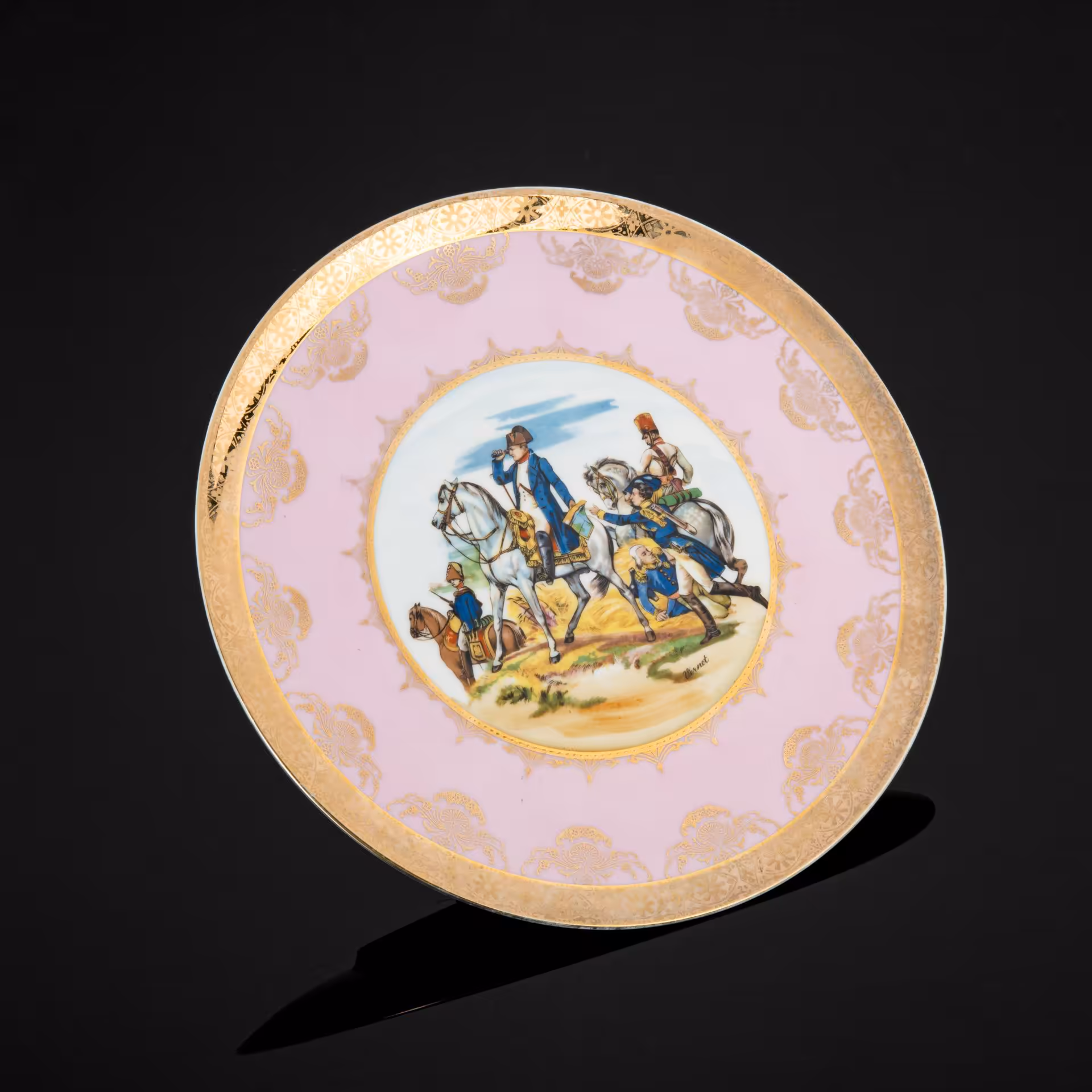 Настенная тарелка по картине "Битва при Ваграме 6 июля 1809" (фрагмент), автор Эмиль Жан Орас Верне, Hutschenreuther (Хутченройтер)