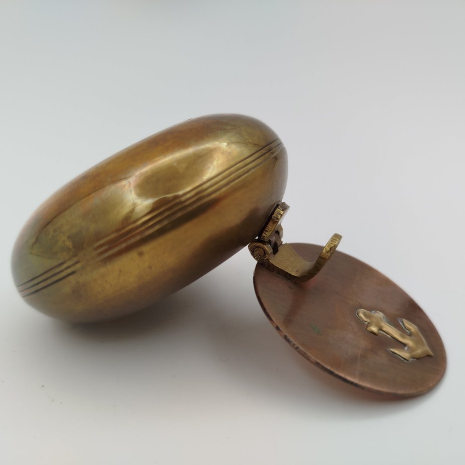Пепельница (ручная, карманная, портативная), украшенная морским якорем, латунь, медь