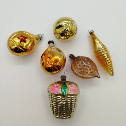 Набор из шести ёлочных игрушек, стекло, металл, роспись, СССР, 1960-1980 гг.
