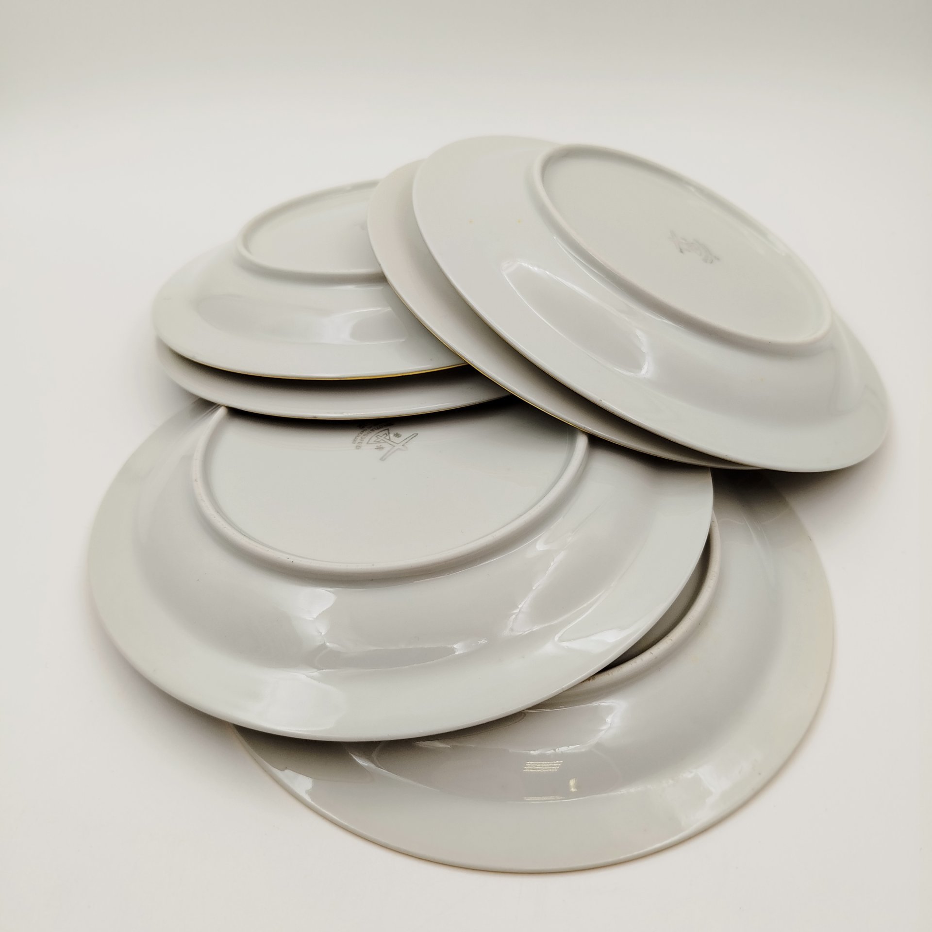 Набор десертных тарелок с абстрактным цветочным декором на 6 персон, фарфор, деколь, золочение, Stadtlengsfeld Joachim Döring/Rudolf Vogler, Германия, 1959-1963 гг.