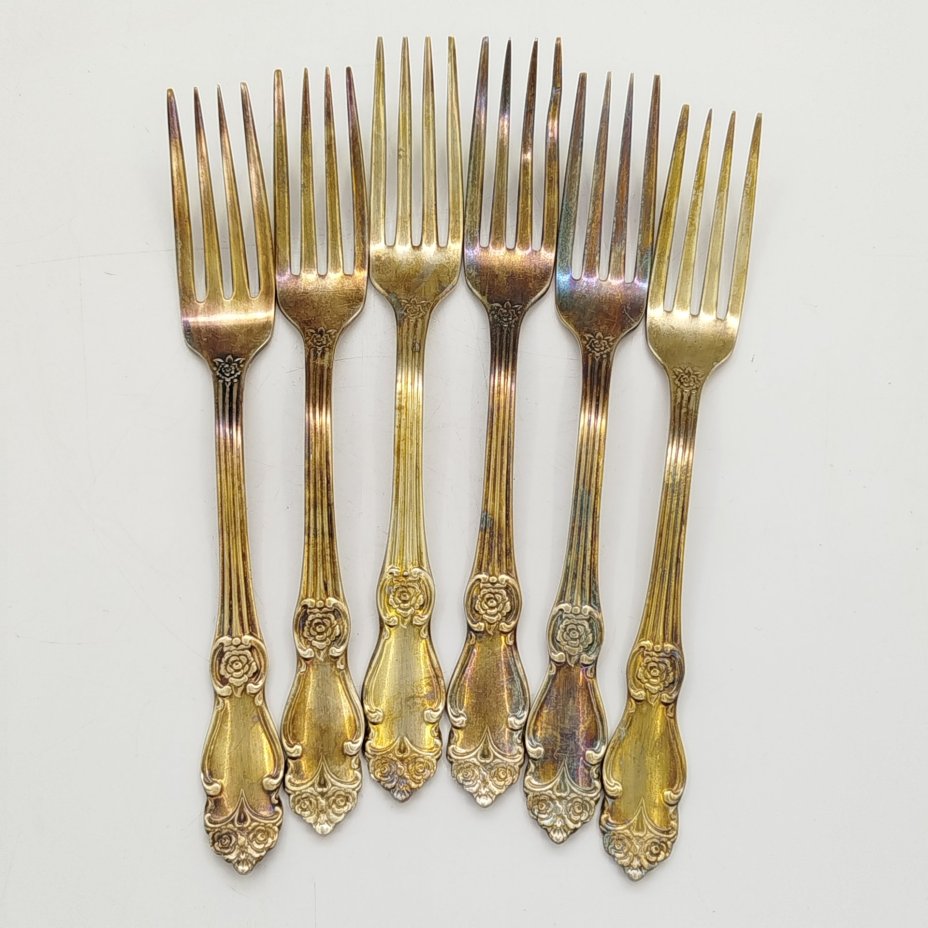 Набор из шести десертных вилок "Серебряная роза", мНЦ (медь-никель-цинк), Кольчугинский завод цветных металлов, СССР, 1970-1990 гг.