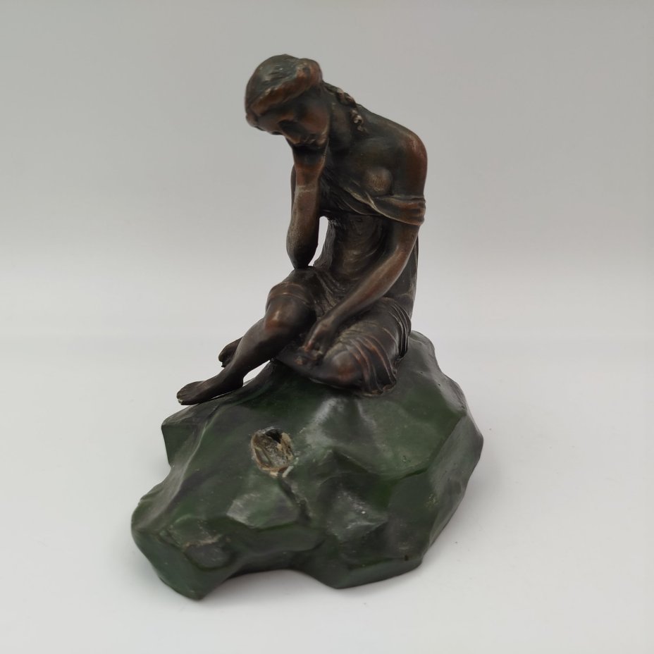 Статуэтка "Девушка с кувшином" ("Царскосельская статуя"), по модели скульптора П.П. Соколова, металл, полимерный материал, СССР, 1970-1990 гг.