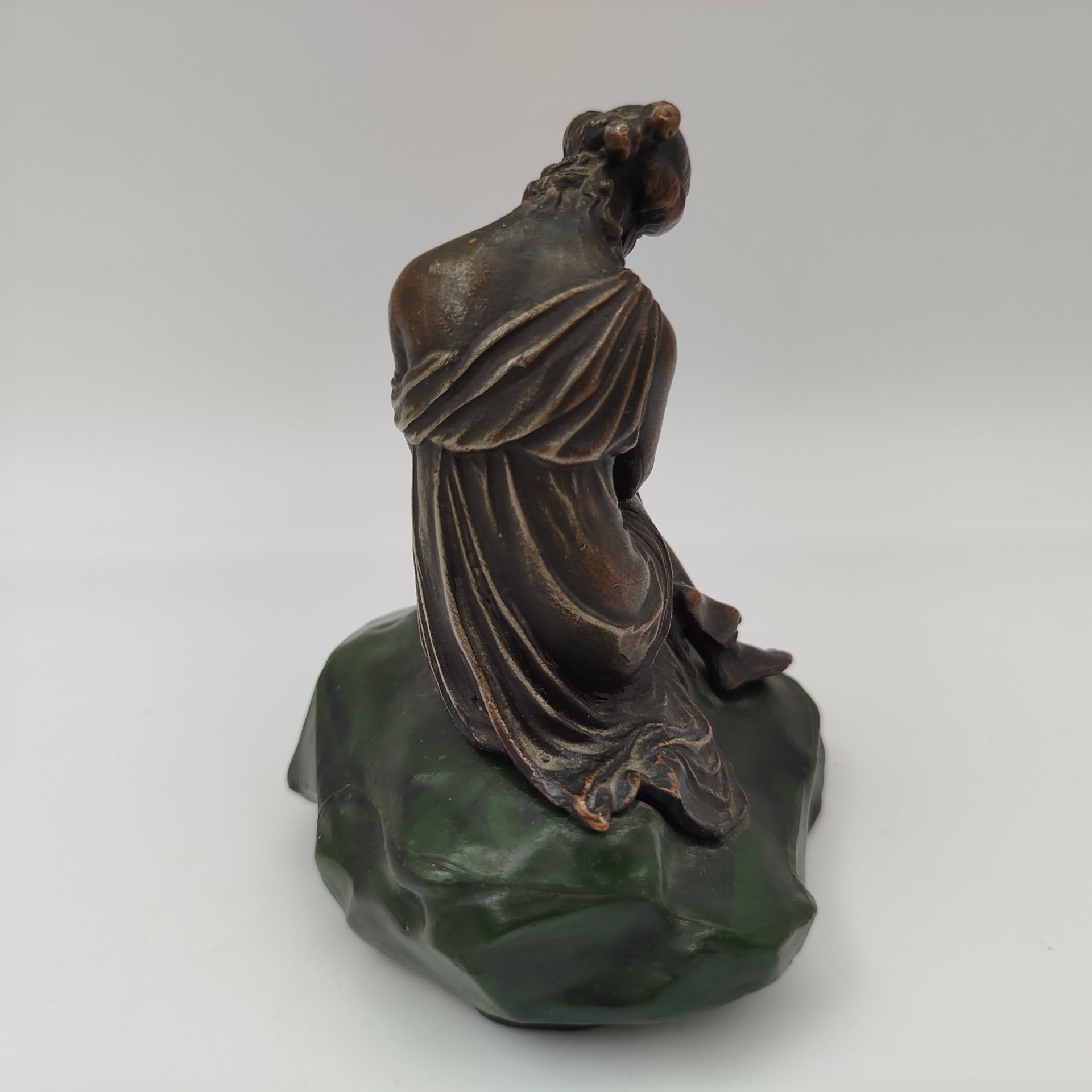 Статуэтка "Девушка с кувшином" ("Царскосельская статуя"), по модели скульптора П.П. Соколова, металл, полимерный материал, СССР, 1970-1990 гг.