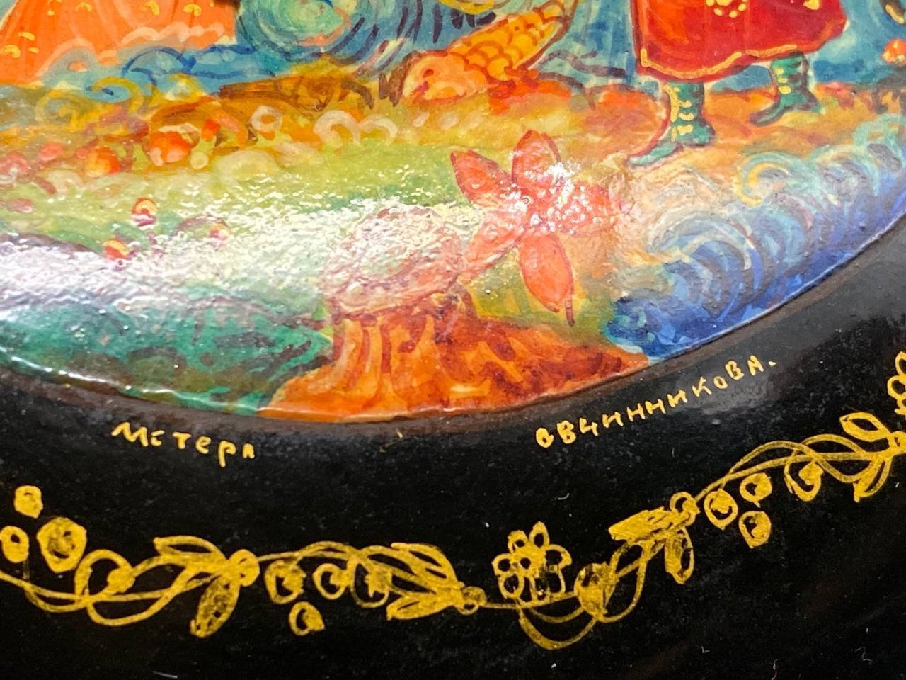 Шкатулка (пудреница) круглой формы "Садко", худ. Овчинникова, Мстера