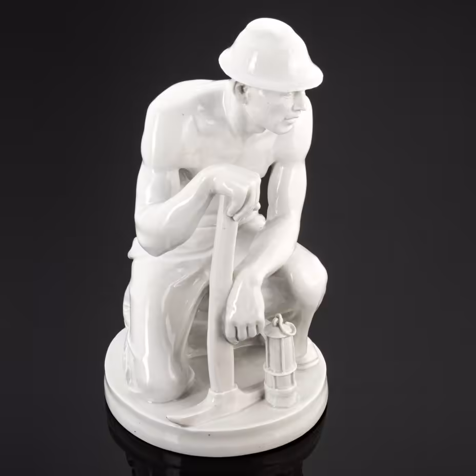Скульптура "Шахтер", скульптор Paul Berger (Поль Бергер), Meissen (Мейсенский фарфор), Meissener Porzellan (Мейсенский фарфор)