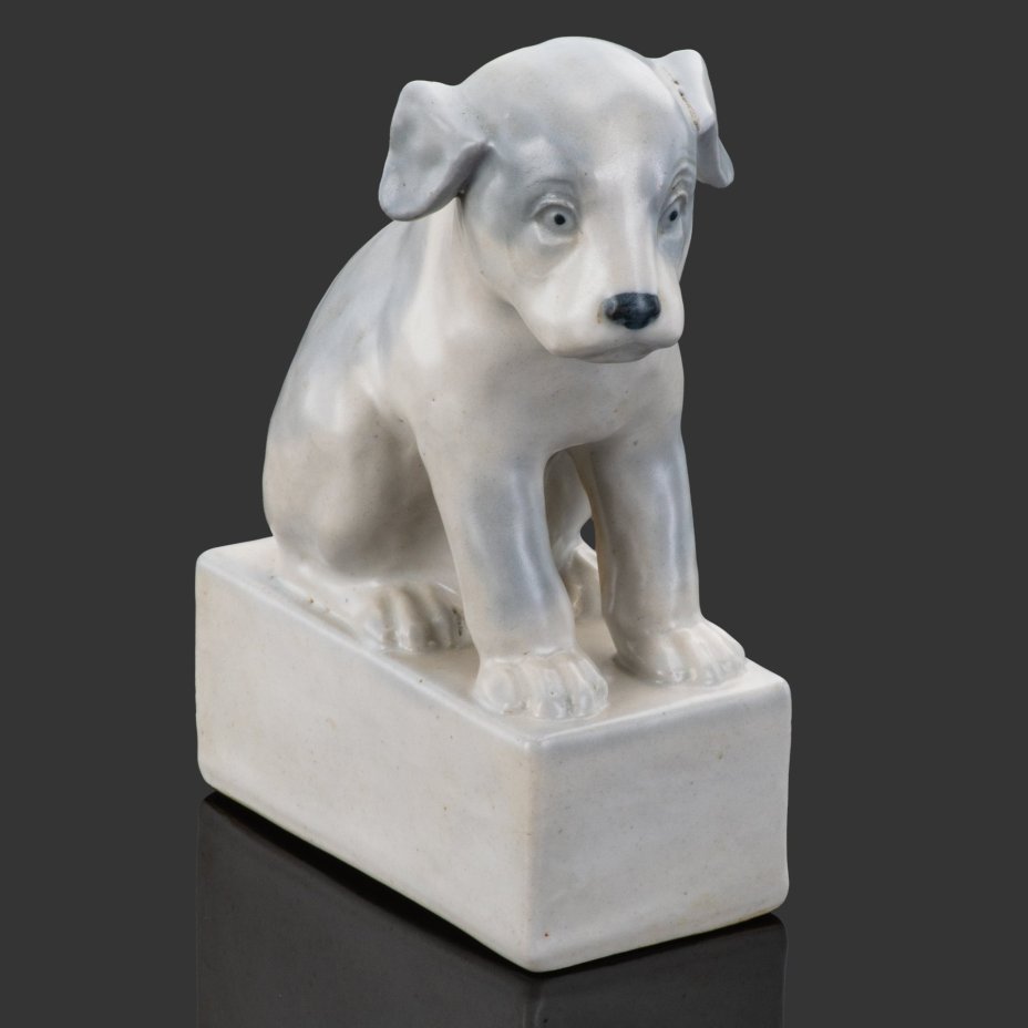 Статуэтка "Щенок", фарфор, роспись, СССР, 1930-1950 гг.