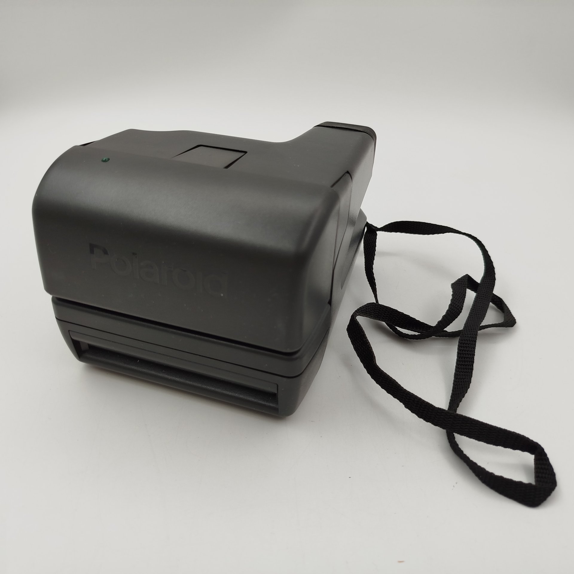 Фотоаппарат мгновенной печати "Polaroid 636 Close Up" в оригинальной коробке, Polaroid