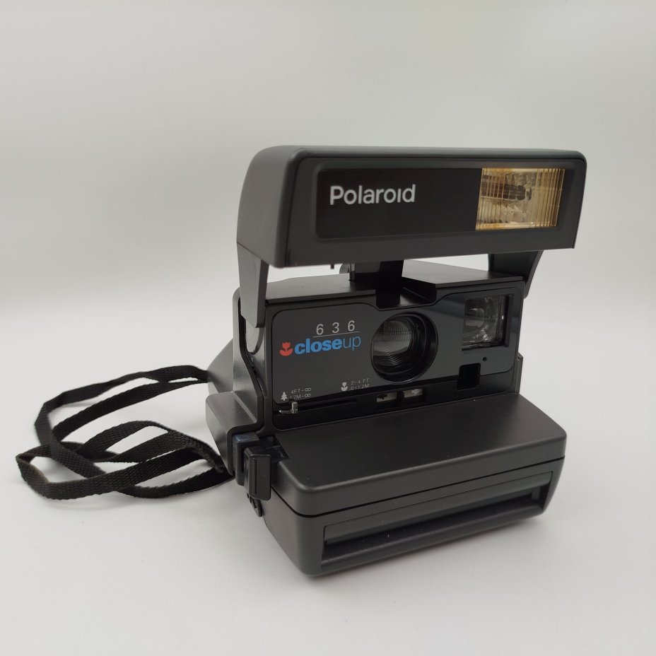 Фотоаппарат мгновенной печати "Polaroid 636 Close Up" в оригинальной коробке, Polaroid