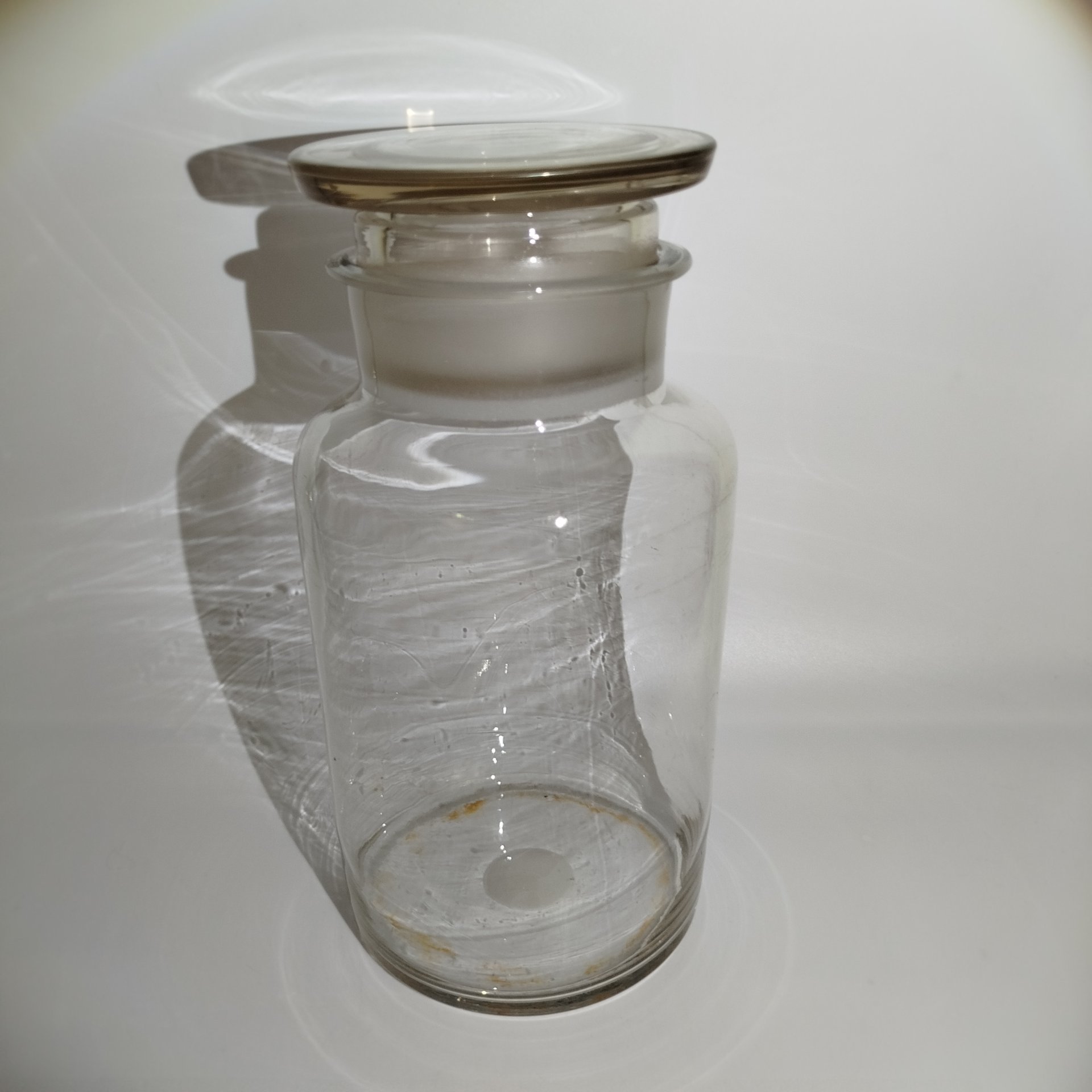 Банка с крышкой большого объема (для сыпучих продуктов), стекло, Россия, 1900-1950 гг.