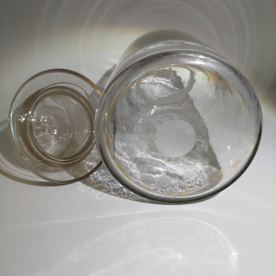 Банка с крышкой большого объема (для сыпучих продуктов)