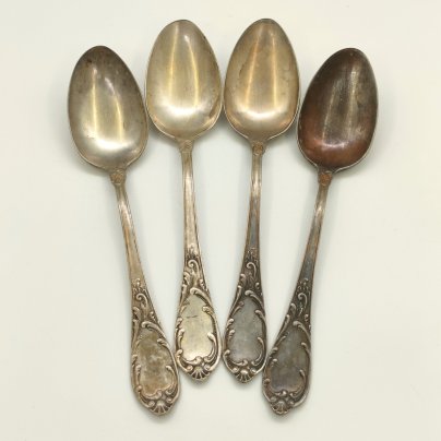 Набор из 4-х столовых ложек с растительным декором, мНЦ (медь-никель-цинк), штамповка, Вольнянский завод столовых приборов им. Шевченко (ЗiШ, ЗиШ), СССР, 1961-1991 гг.