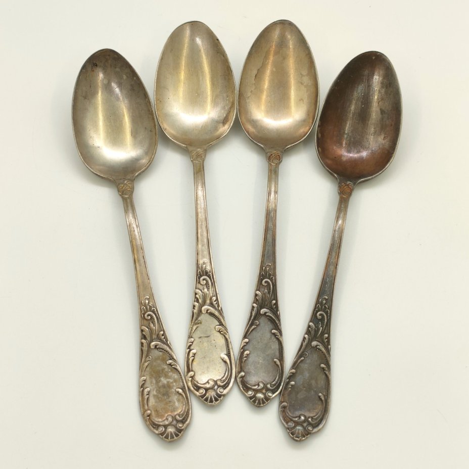 Набор из 4-х столовых ложек с растительным декором, мНЦ (медь-никель-цинк), штамповка, Вольнянский завод столовых приборов им. Шевченко (ЗiШ, ЗиШ), СССР, 1961-1991 гг.