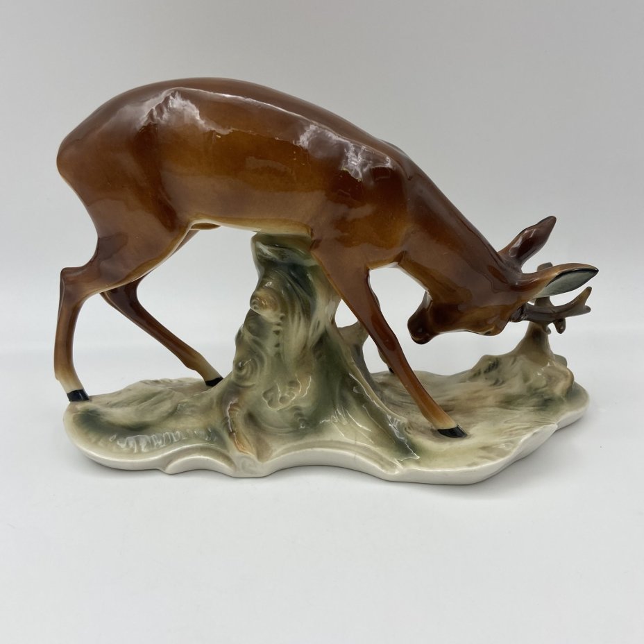 Статуэтка "Олень", фарфор, роспись, Fasold & Stauch Bock Wallendorf, Германия, 1960-1972 гг.