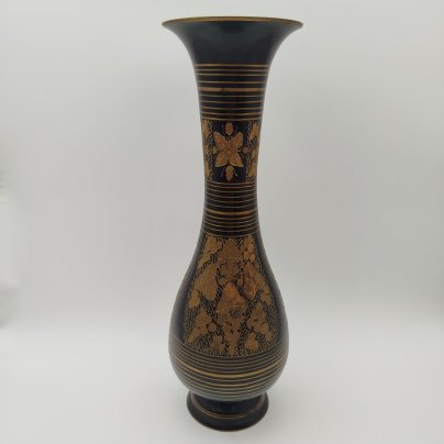 Ваза в восточном стиле, украшенная растительным декором, латунь, гравировка, Индия, 1970-1990 гг.