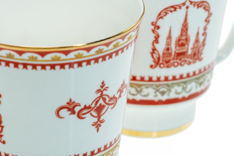 Кофейная пара "Москва, Кремль, Спасская башня", фарфор, печать, позолота, Ленинградский фарфоровый завод, Россия, 2002-2006 гг.