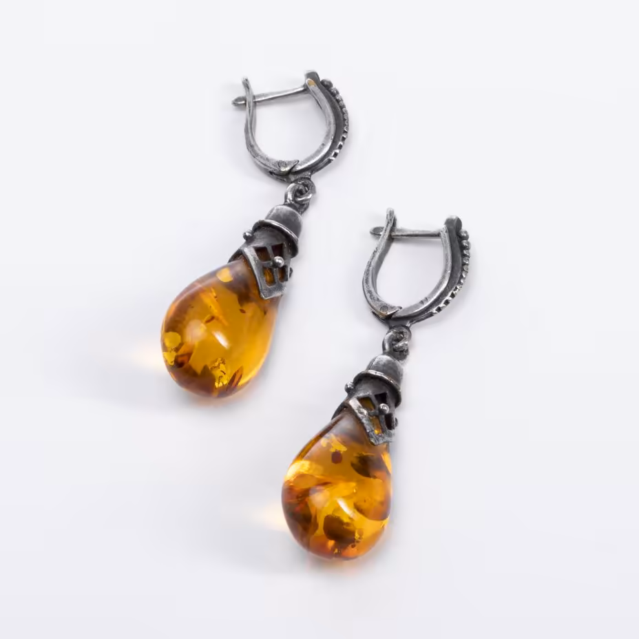 Серьги каплевидной формы, янтарь, латунь, СССР, 1970-1990 г.