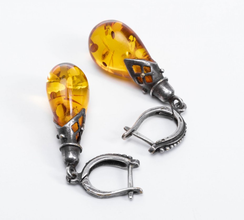 Серьги каплевидной формы, янтарь, латунь, СССР, 1970-1990 г.
