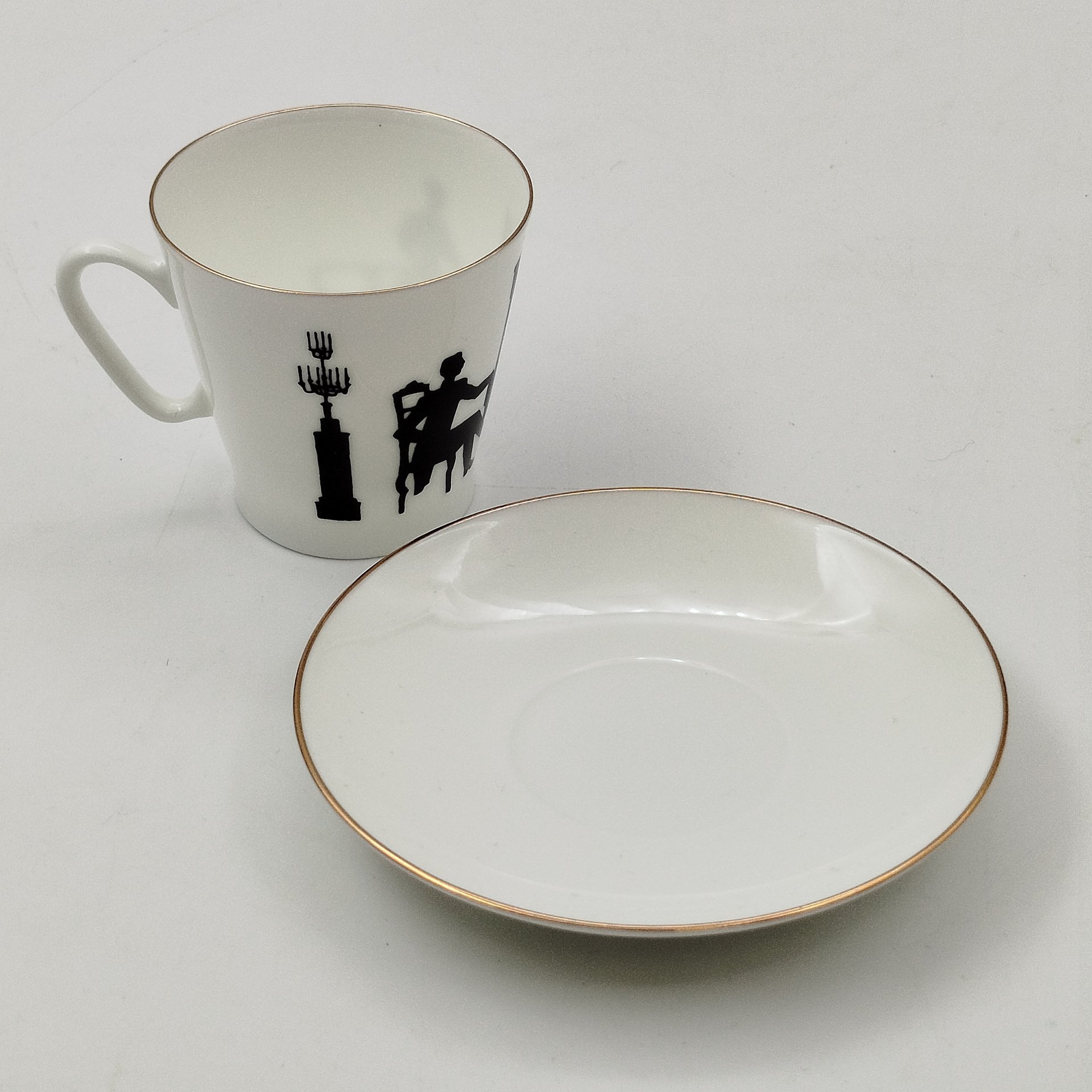 Кофейная пара "Вдвоем", ф. Черный кофе, автор рисунка Русаков С.К., автор формы Криммер Э.М.