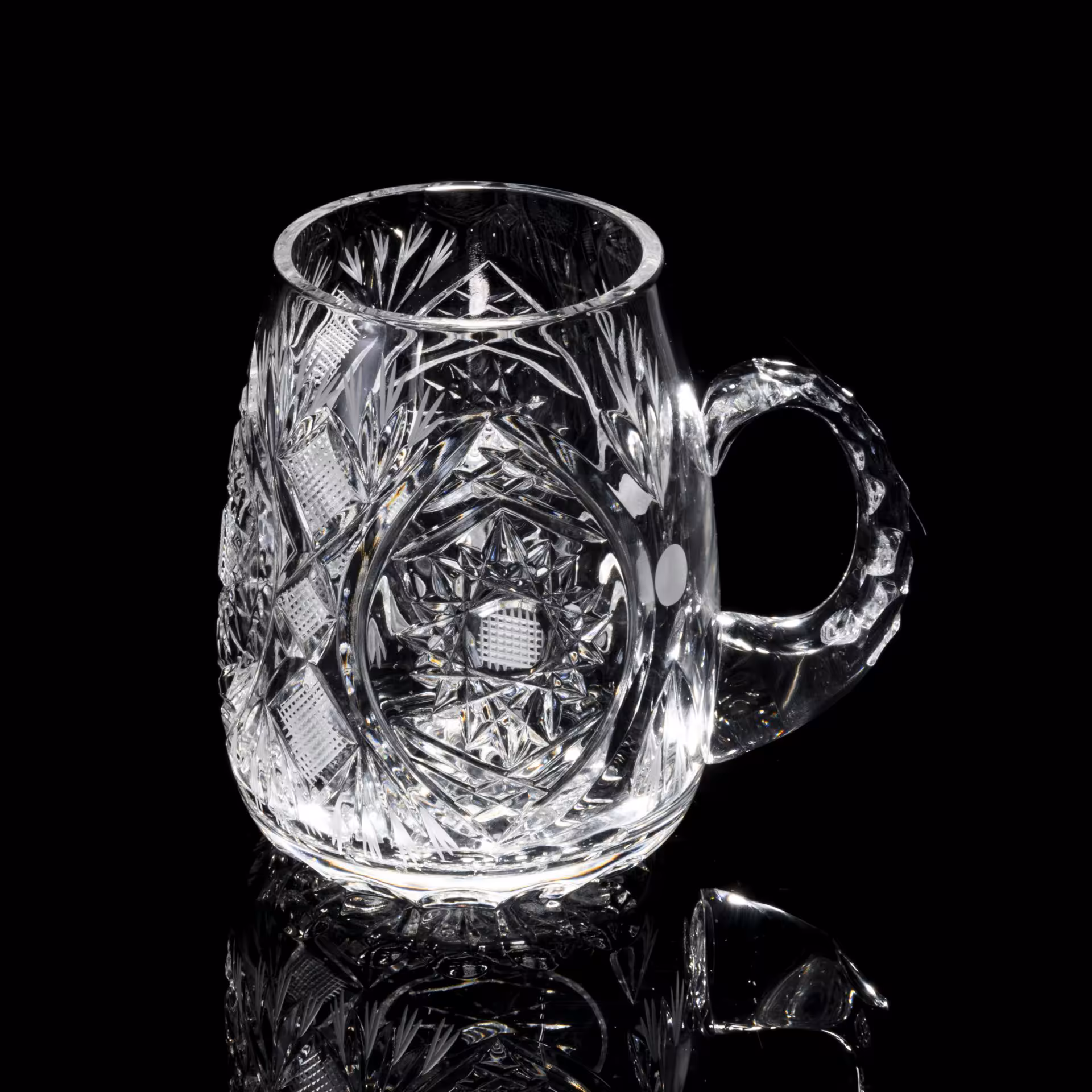 Ваза в виде пивной кружки, хрусталь, алмазная грань, СССР, 1970-1990 гг.