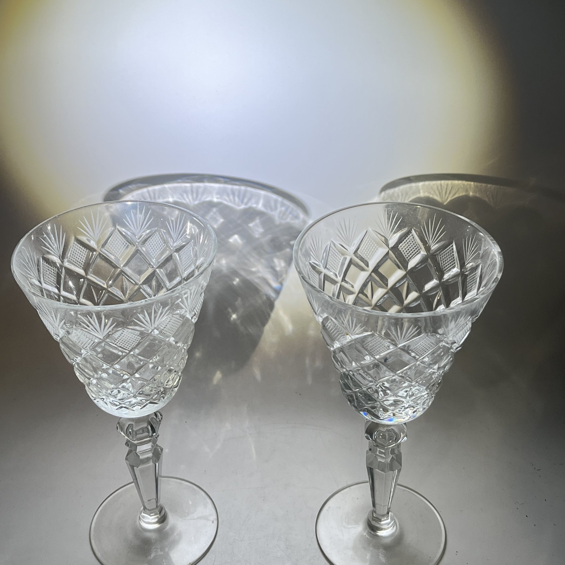 Набор бокалов на 2 персоны с резным геометрическим декором, хрусталь, пресс, алмазная грань, СССР, 1970-1990 гг.