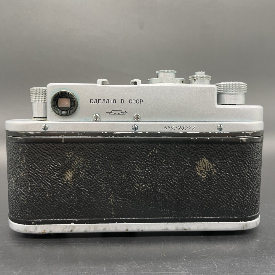Фотоаппарат пленочный "Зоркий-4" с объективом "Индустар-50" в оригинальном кофре, Красногорский механический завод (КМЗ)
