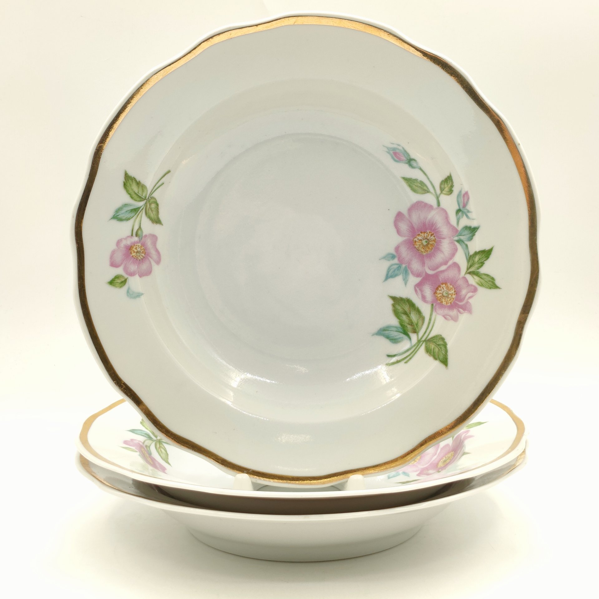 Набор из 3-х суповых тарелок с цветочным декором, фарфор, деколь, золочение, Дулевский фарфоровый завод (Дулёво), СССР, 1986 г.