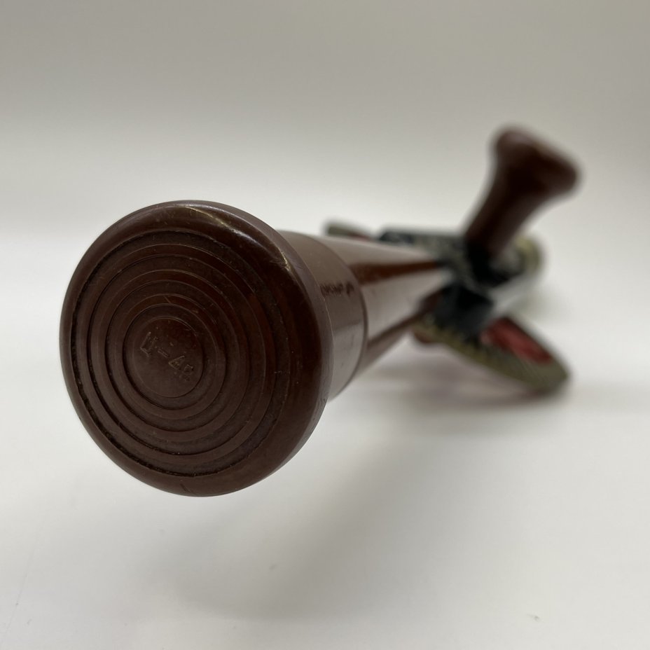 Ручная дрель с рукояткой