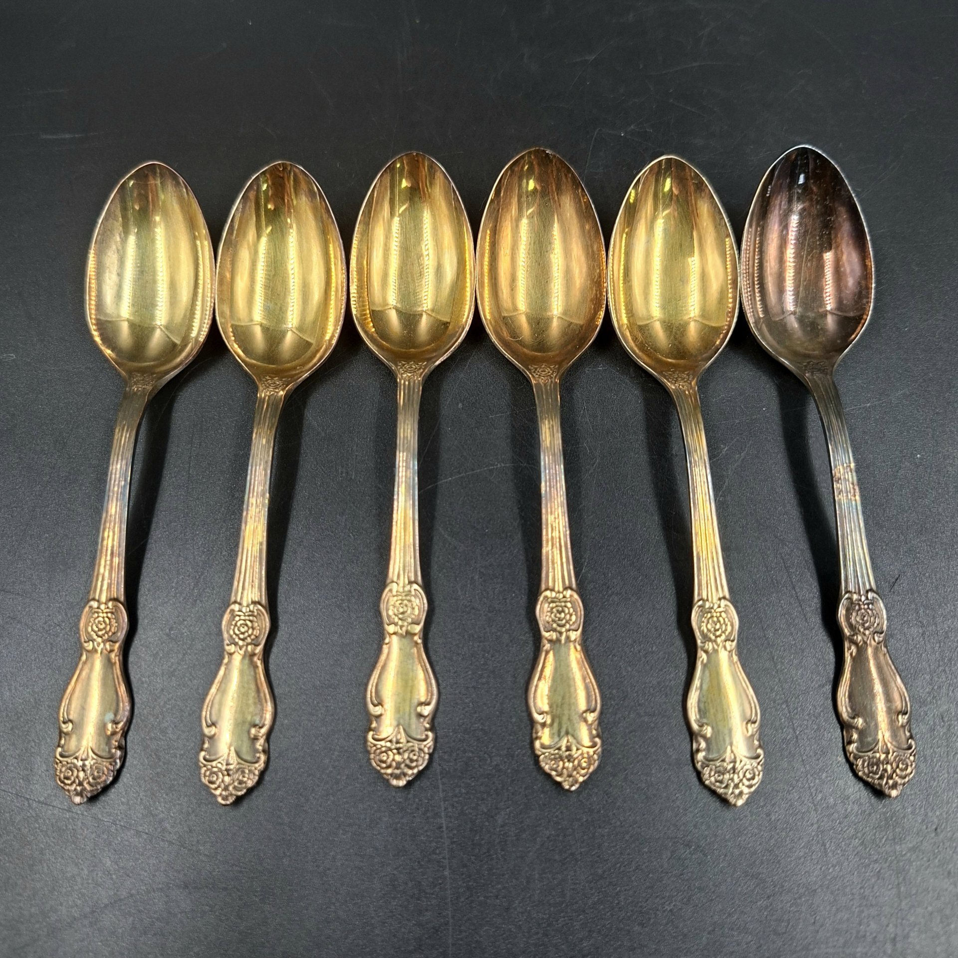 Набор из шести кофейных ложек "Серебряная роза", мНЦ (медь-никель-цинк), золочение, Кольчугинский завод цветных металлов, СССР, 1970-1990 гг.