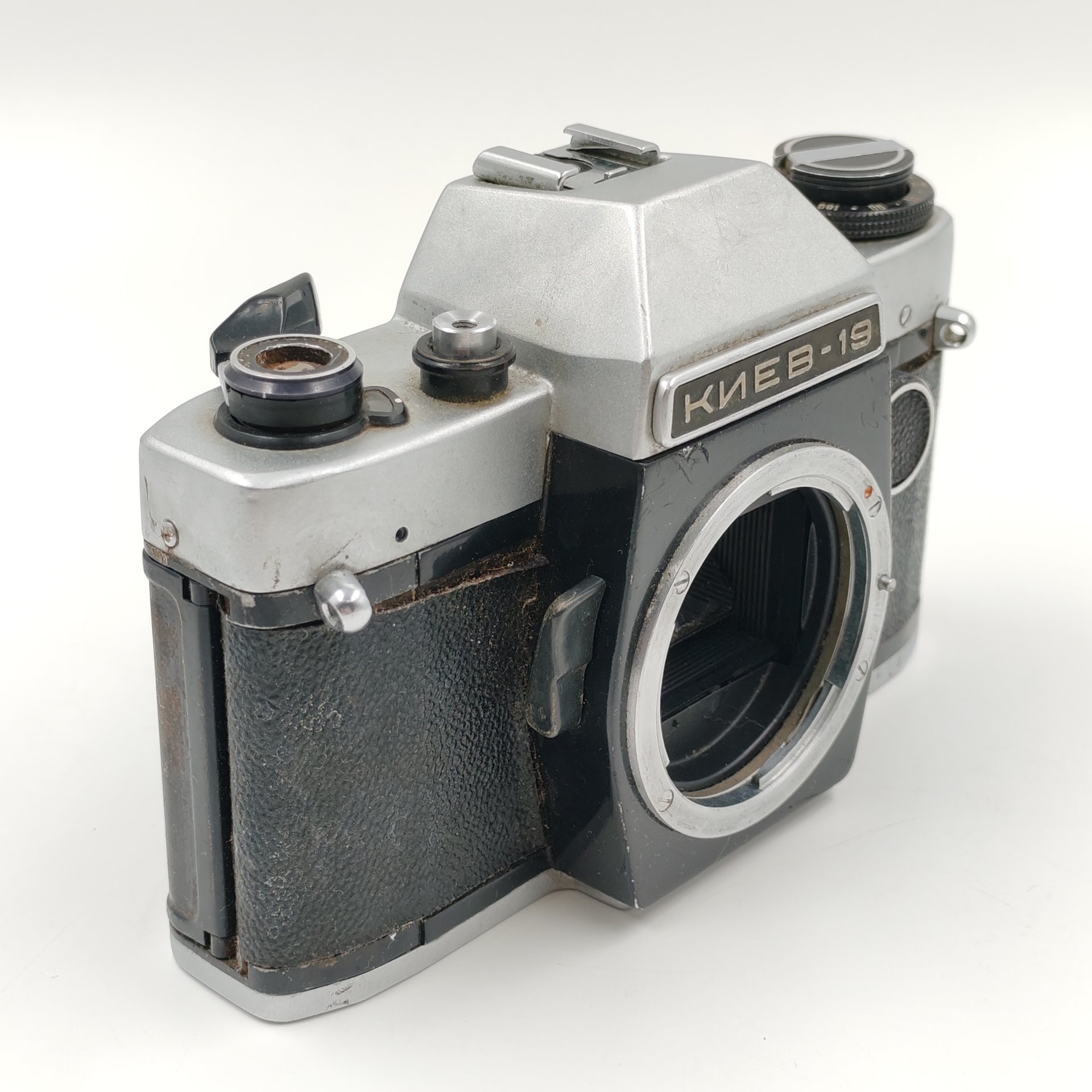 Фотоаппарат "Киев-19" без объектива, Киевский завод «Арсенал»