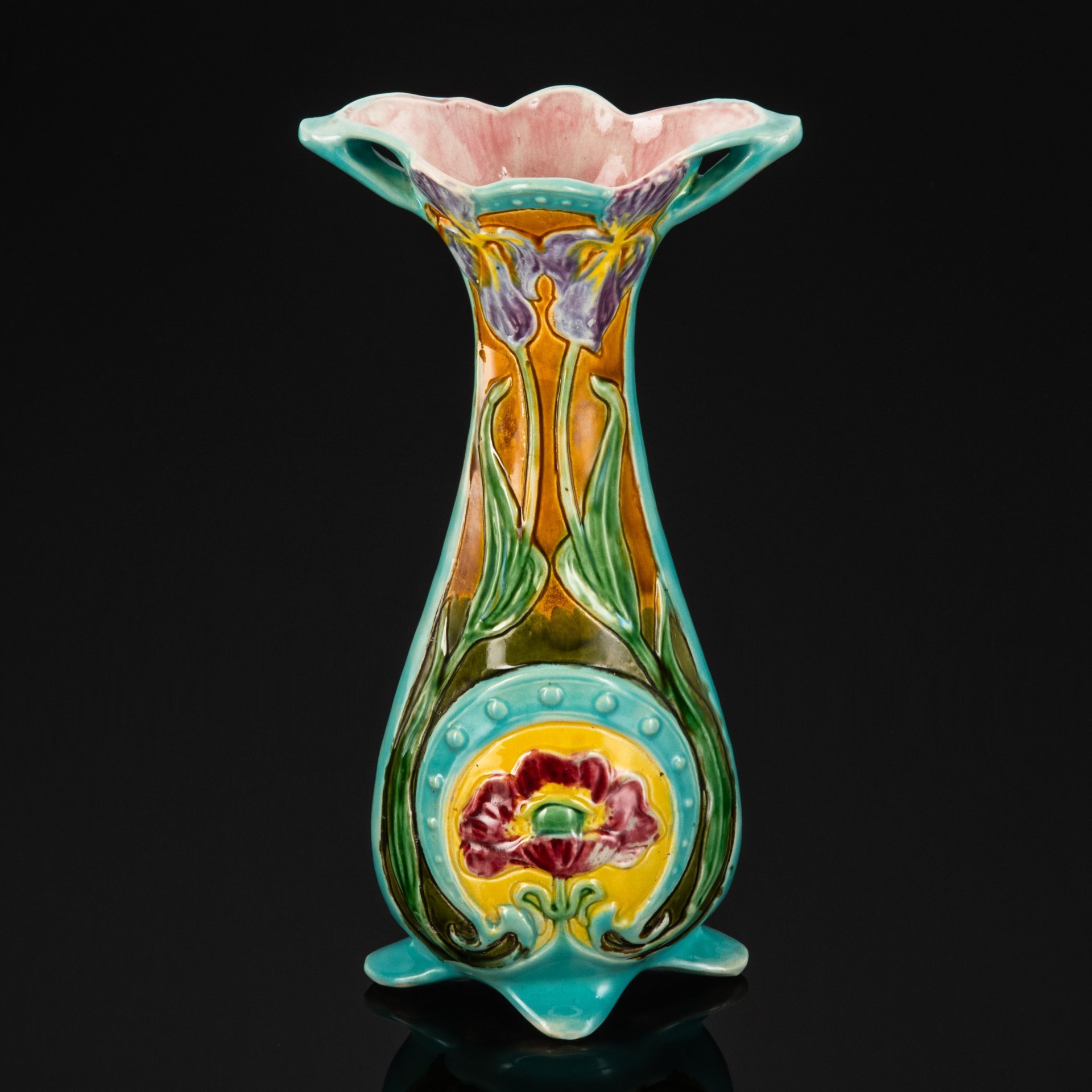 Интерьерная ваза в стиле Art Nouveau с цветочным декором, керамика, роспись, Западная Европа, 1900-1920 гг.