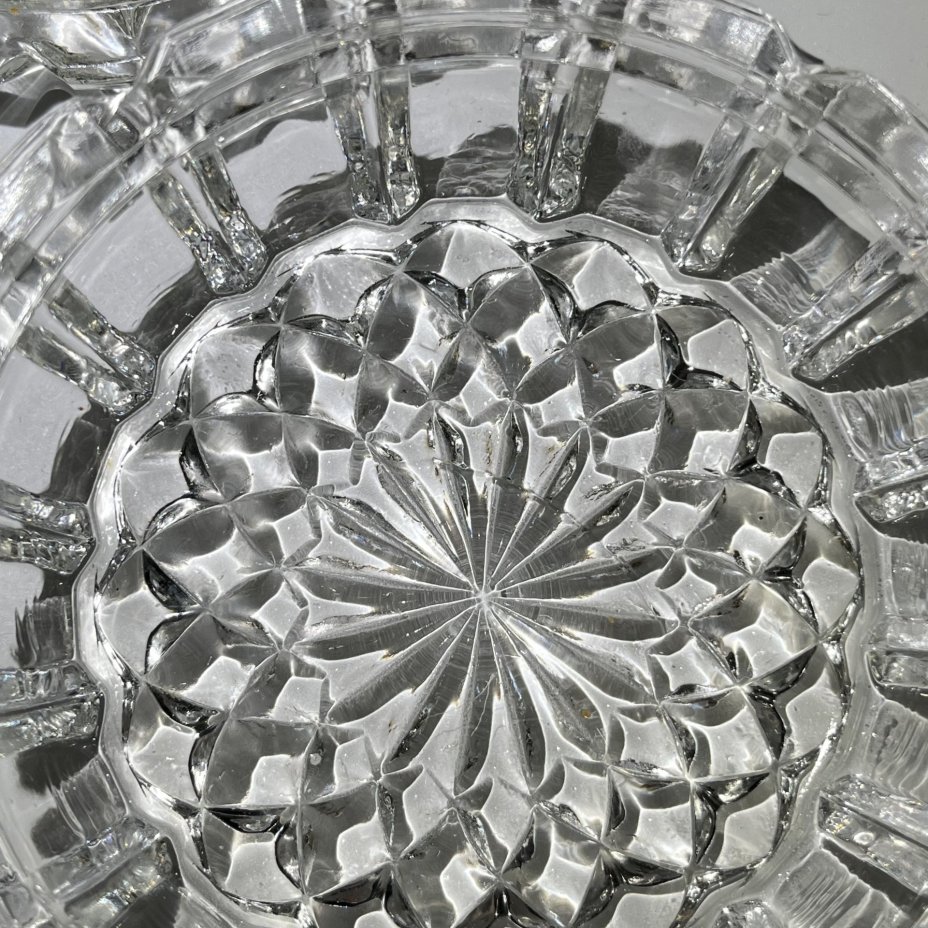 Шкатулка круглой формы для хранения украшений, хрусталь, СССР, 1970-1990 гг.