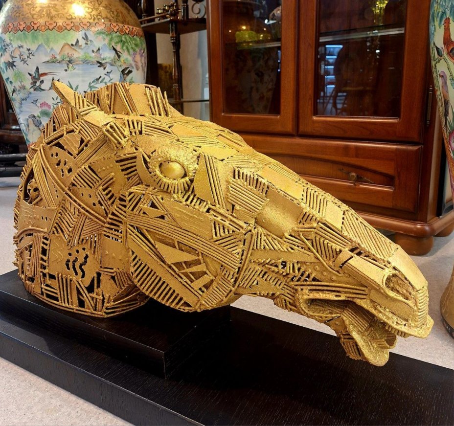 Скульптура "Буцефал" ("Голова коня"), скульптор Корнюшин Василий Владимирович