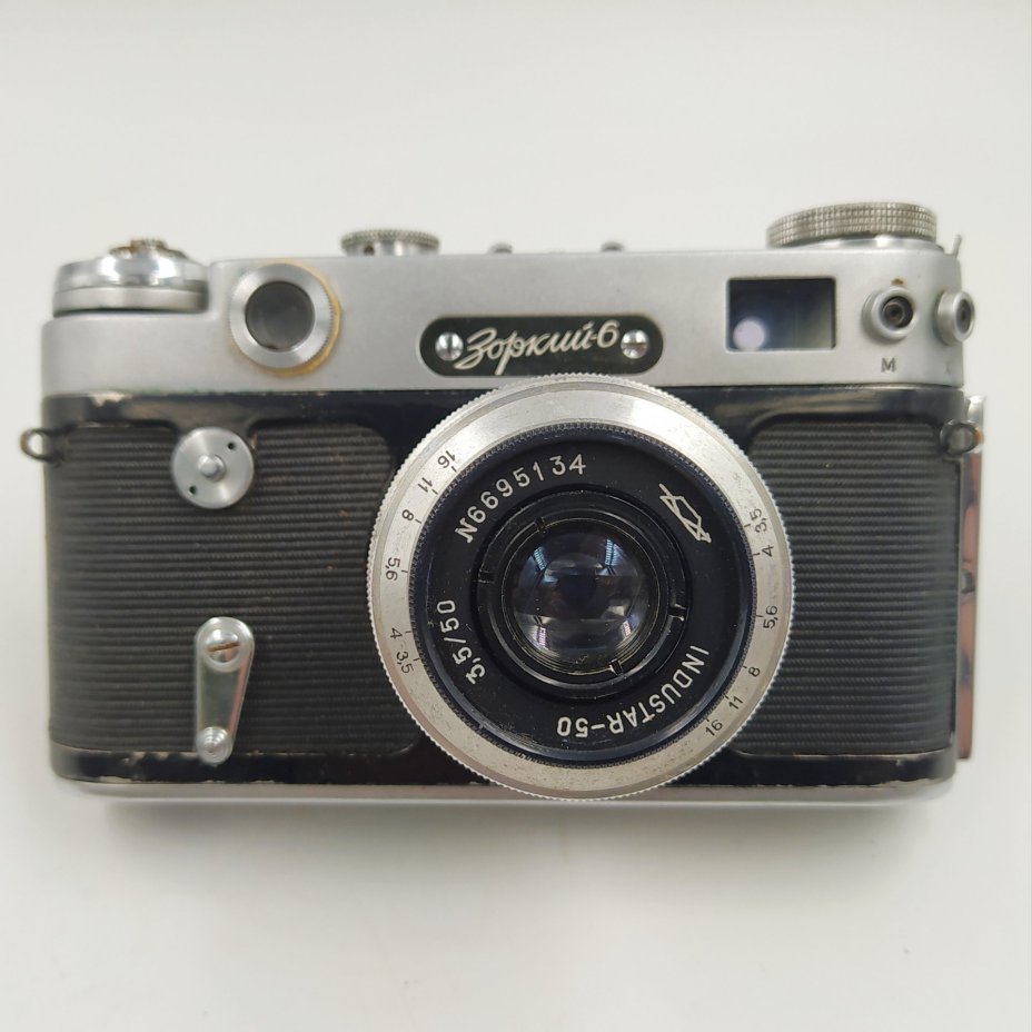 Фотоаппарат "Зоркий-6" с объективом "Индустар-50" в оригинальном кофре, металл, стекло, пластик, кожа, Красногорский механический завод (КМЗ), Красногорский механический завод (КМЗ)