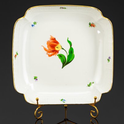 Салатник (блюдо) из серии Kitty (KY), фарфор, роспись, золочение, Herend (Херенд), Венгрия, 1980-1990 гг.