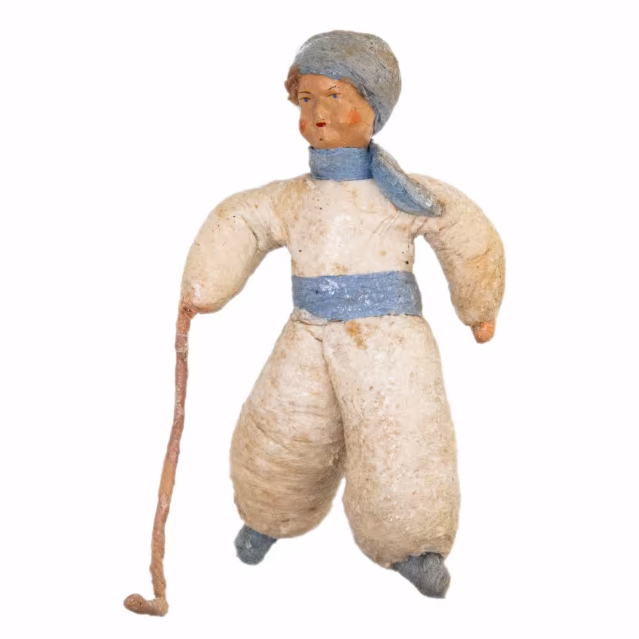 Игрушка "Хоккеист", вата, папье-маше, клейстер, роспись, СССР, 1930-1950 гг.