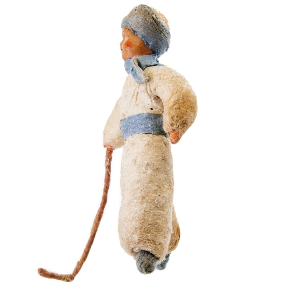 Игрушка "Хоккеист", вата, папье-маше, клейстер, роспись, СССР, 1930-1950 гг.